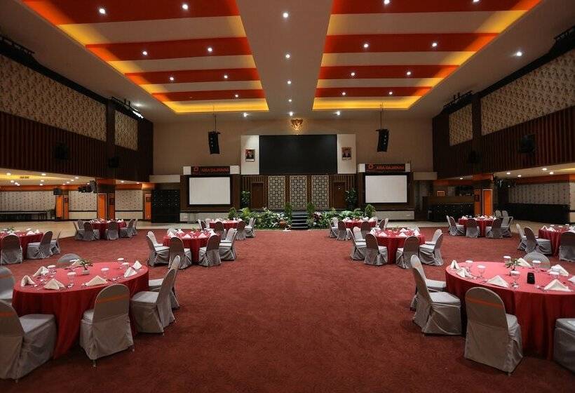 Fotos del hotel Aria Gajayana:  14