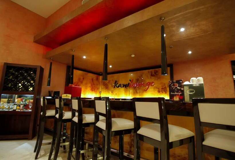 Fotos del hotel Aria Gajayana:  7