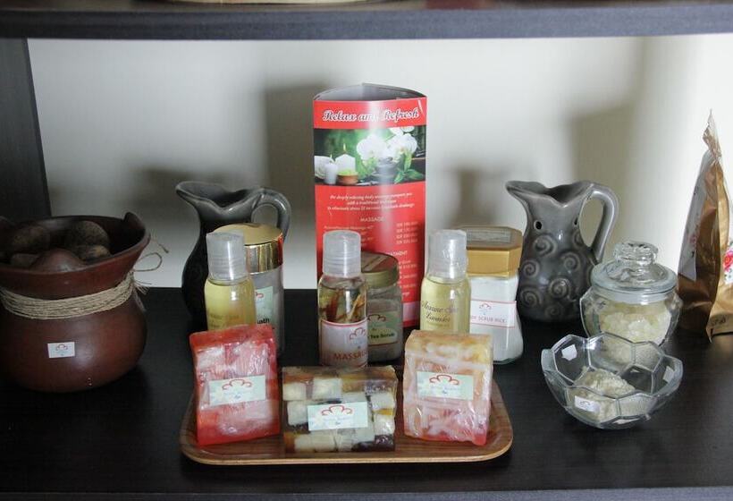 Fotos del hotel Aria Gajayana:  9