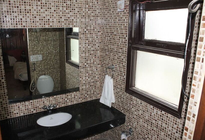 Fotos del hotel Vijay Villa:  4