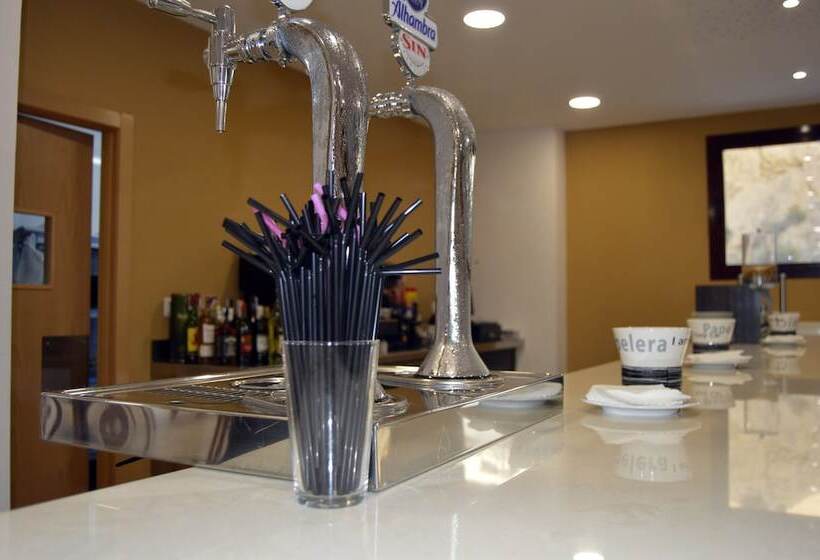 Fotos del hotel Balneario De Graena:  10