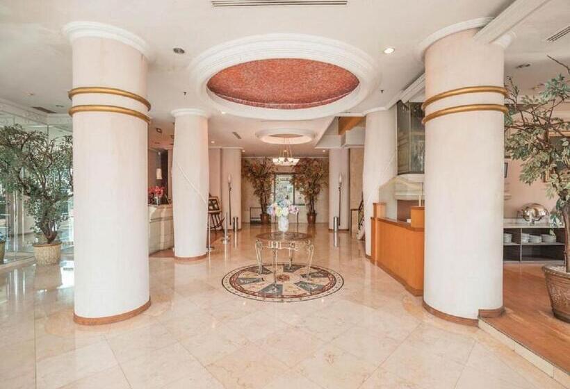 Fotos del hotel Bulevar Tanjung Duren Jakarta:  3