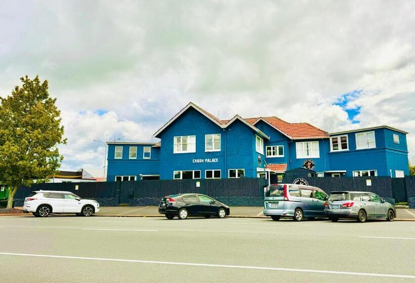 Fotos del hotel Crash Palace Backpackers Rotorua:  9