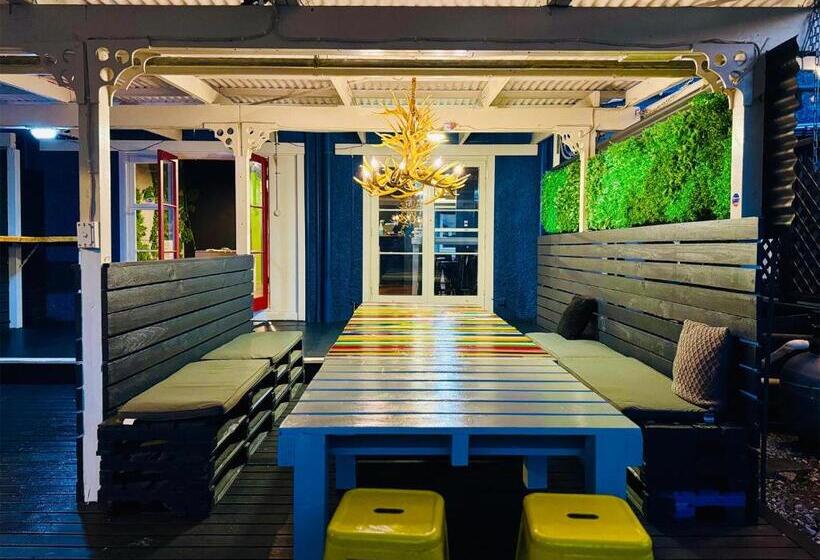 Fotos del hotel Crash Palace Backpackers Rotorua:  5