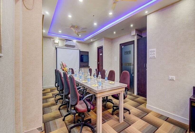 Fotos del hotel Fab Rms Comforts Yeshwantpur:  5