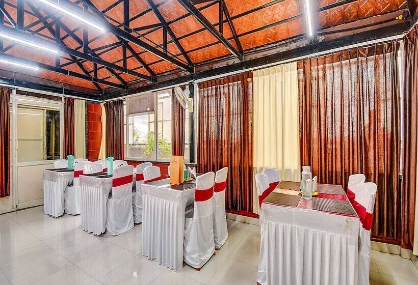 Fotos del hotel Fab Rms Comforts Yeshwantpur:  14