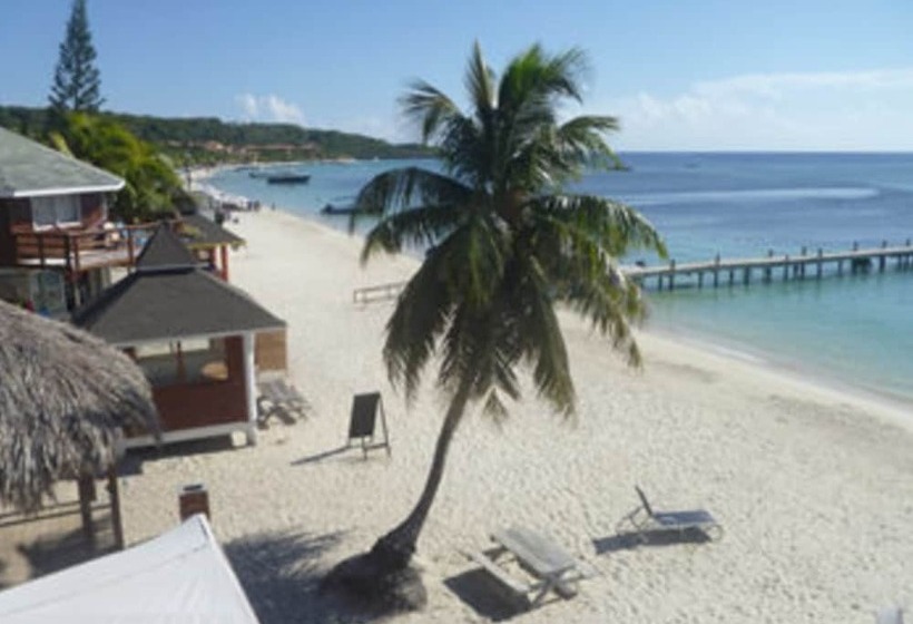 Fotos del hotel Fosters West Bay Resort:  8