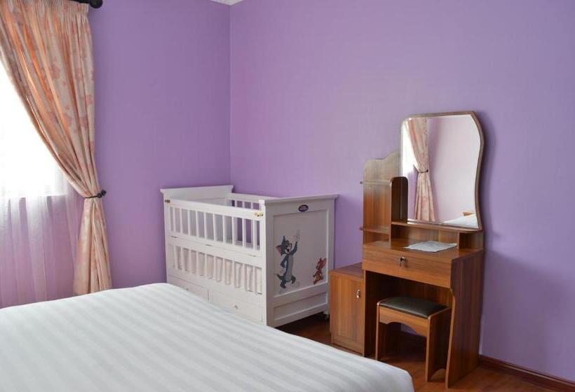 Fotos del hotel Fahari Palace Serviced Apartments:  2