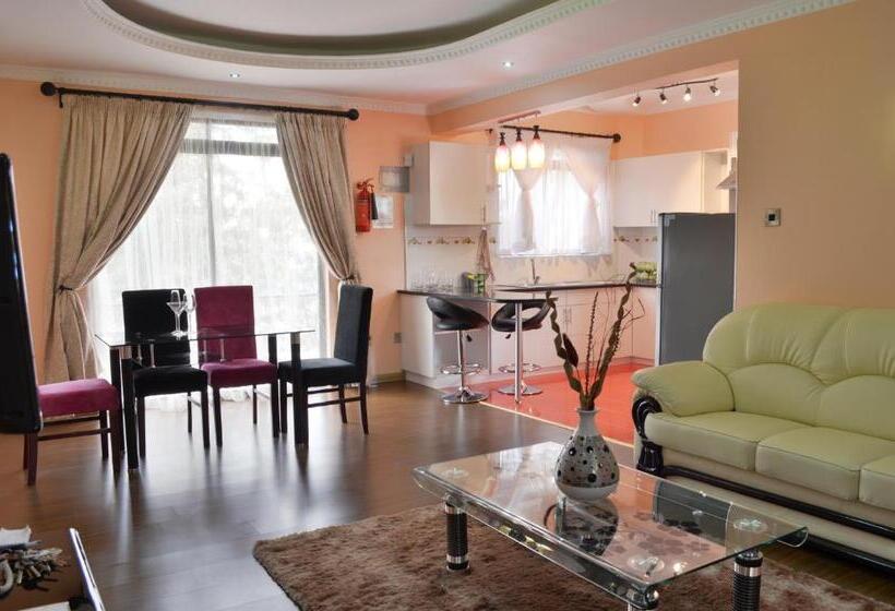 Fotos del hotel Fahari Palace Serviced Apartments:  23