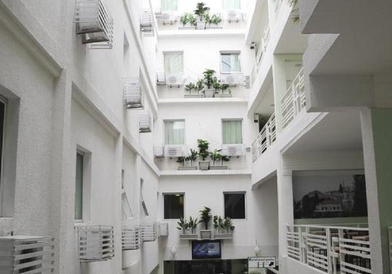 Fotos del hotel Family:  13