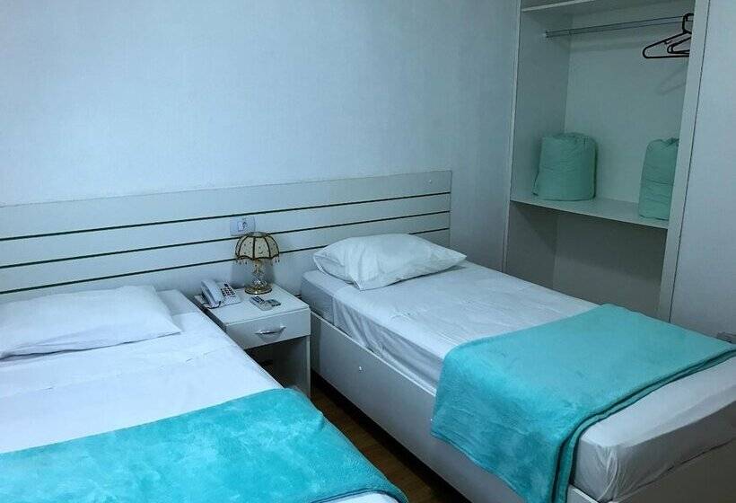 Fotos del hotel Family:  14