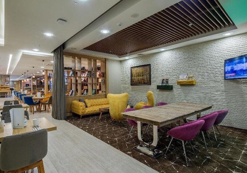 Fotos del hotel Holiday Inn Antalya  Lara, An Ihg:  2