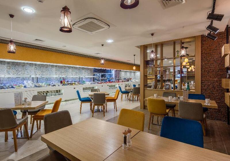 Fotos del hotel Holiday Inn Antalya  Lara, An Ihg:  5