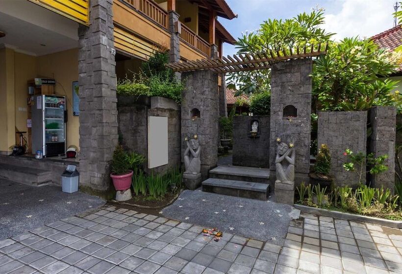 Fotos del hotel Reddoorz @ Danau Tamblingan Sanur:  14