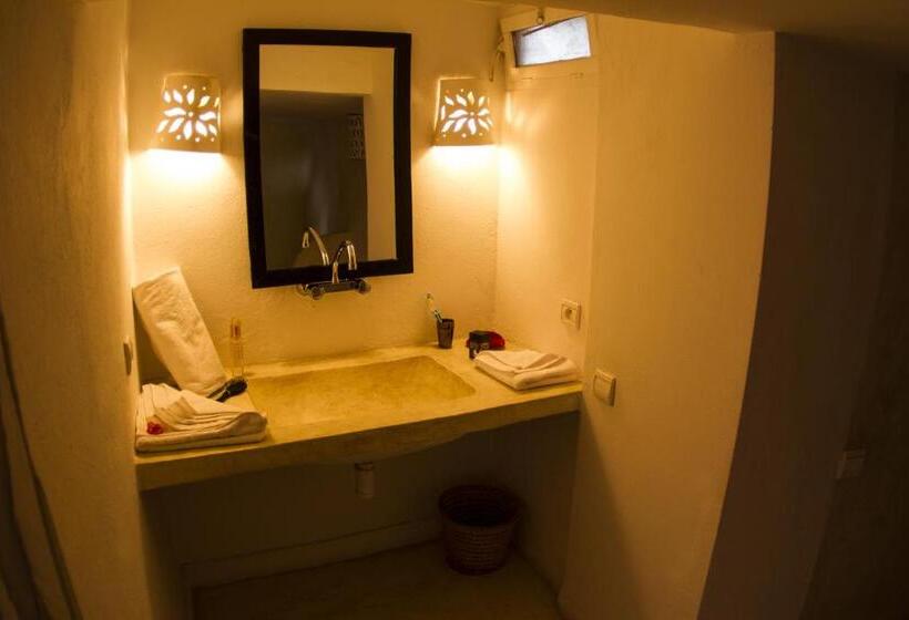 Fotos del hotel Riad Dar Thalge:  24