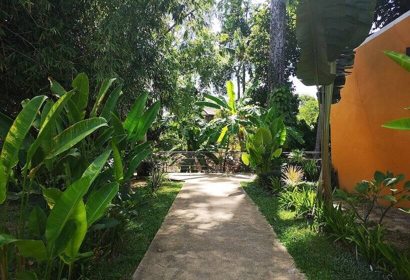 Fotos del hotel Hacia Leisure Resort:  12