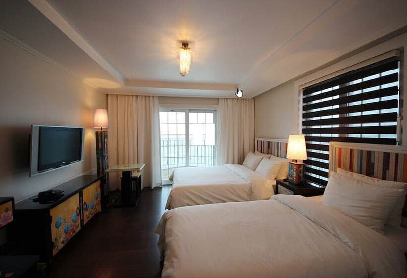 Fotos del hotel Gangneung Herren Haus:  2