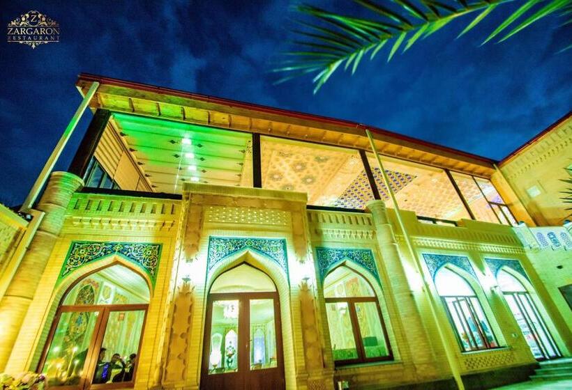 Fotos del hotel Bibikhanum:  13