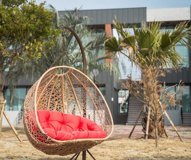 Fotos del hotel J Raum:  5