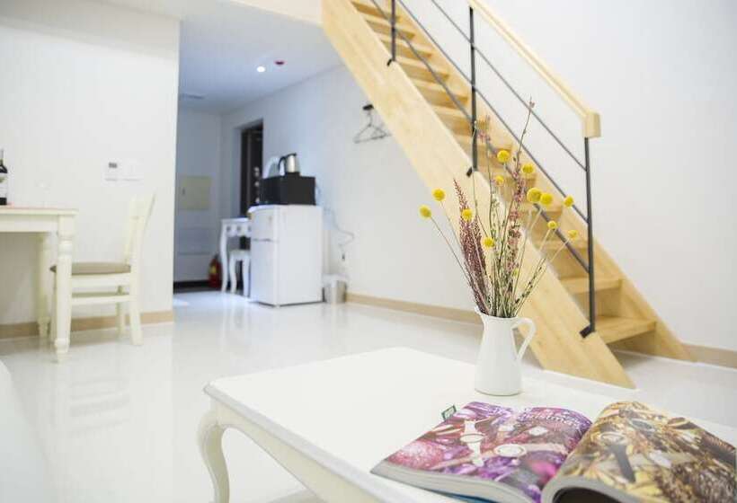 Fotos del hotel J Raum:  25