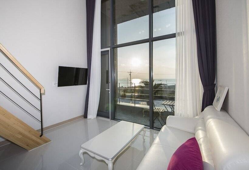 Fotos del hotel J Raum:  13