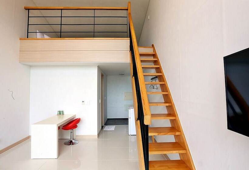 Fotos del hotel J Raum:  24