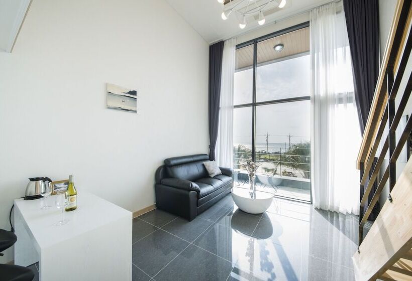 Fotos del hotel J Raum:  22