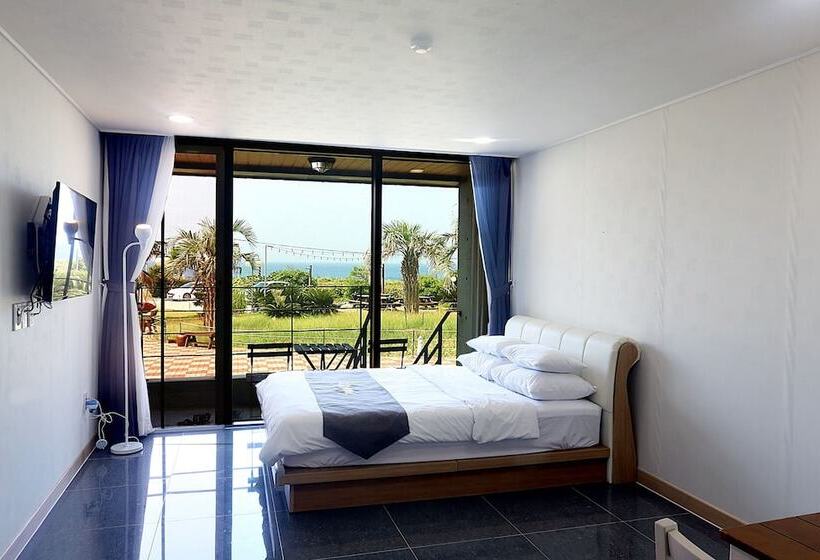 Fotos del hotel J Raum:  21