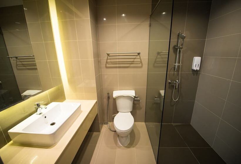 Fotos del hotel L:  9