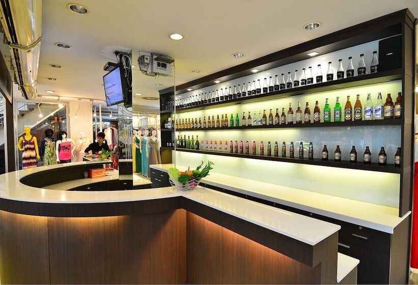 Fotos del hotel The 93:  22