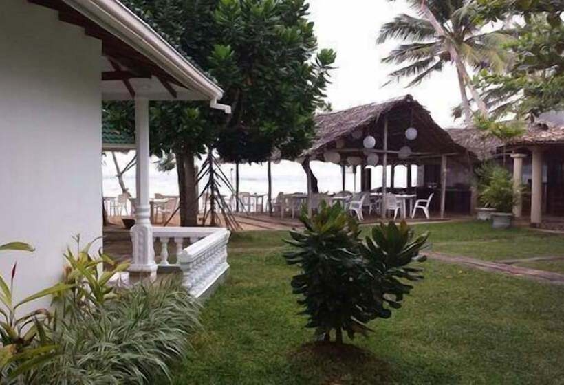 Fotos del hotel Mirissa Bay Resorts:  3