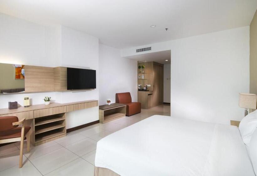 Fotos del hotel One Pacific Hotel And Serviced Apartments:  2