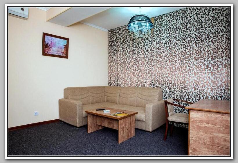 Fotos del hotel Bek Samarkand:  2