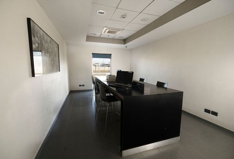 Fotos del hotel City Express Santiago Aeropuerto:  24