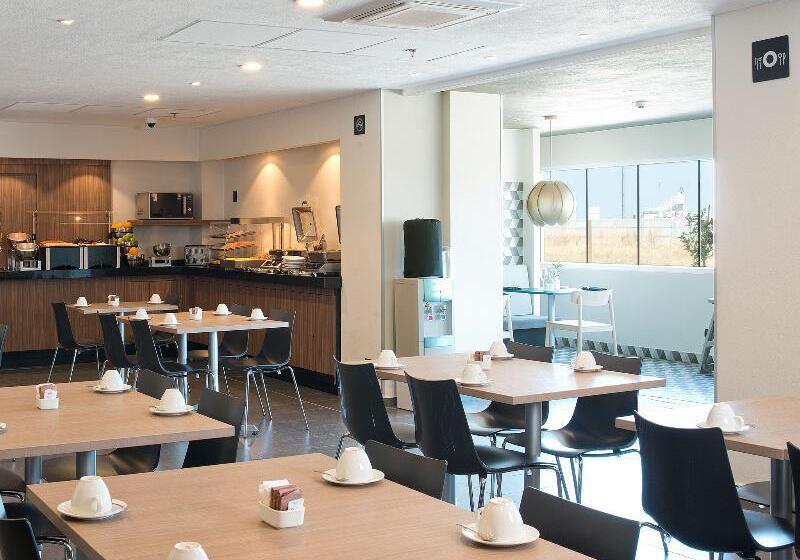 Fotos del hotel City Express Santiago Aeropuerto:  11