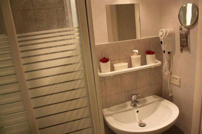 Fotos del hotel Golden Rooms Piazza Di Spagna:  2