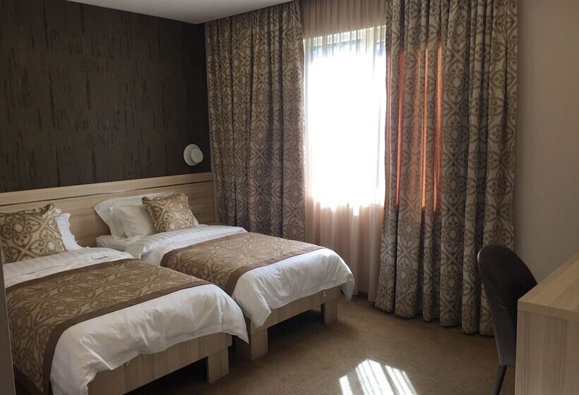 Fotos del hotel Iberia Didube:  2