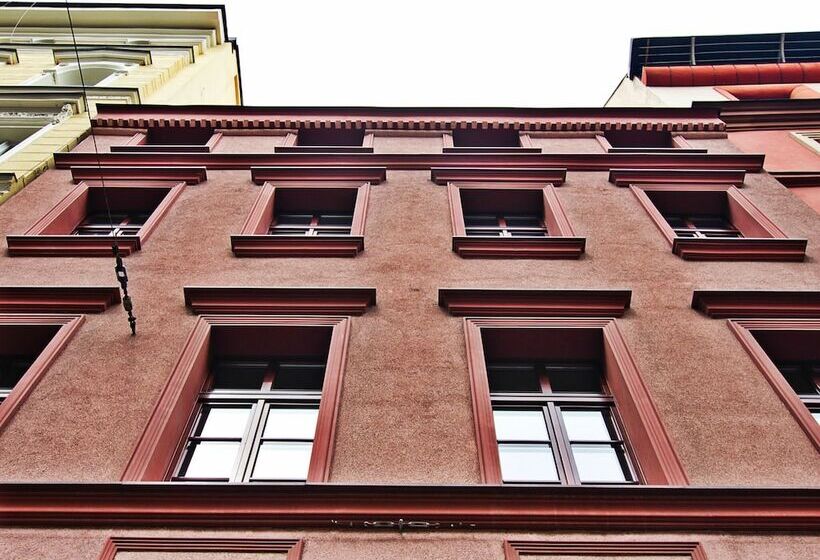 Fotos del hotel Five Stars Bed&breakfast:  14