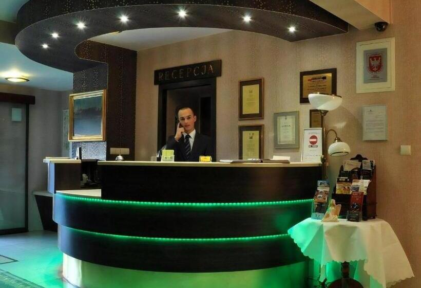 Fotos del hotel Leopolis:  13