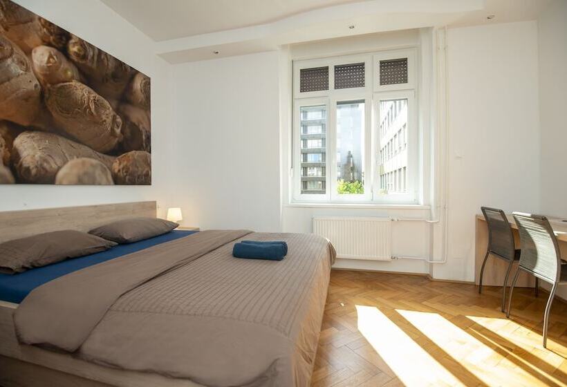 Fotos del hotel Viva Rooms:  15