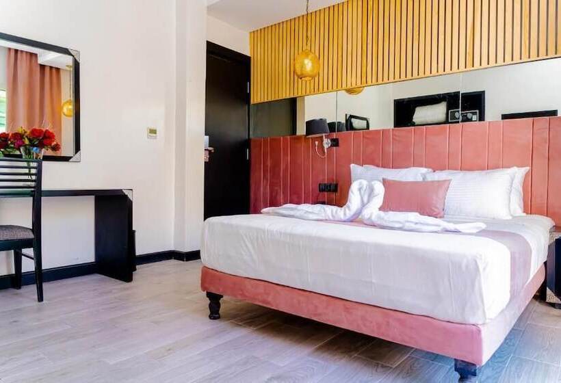 Fotos del hotel Les Ambassadeurs:  16