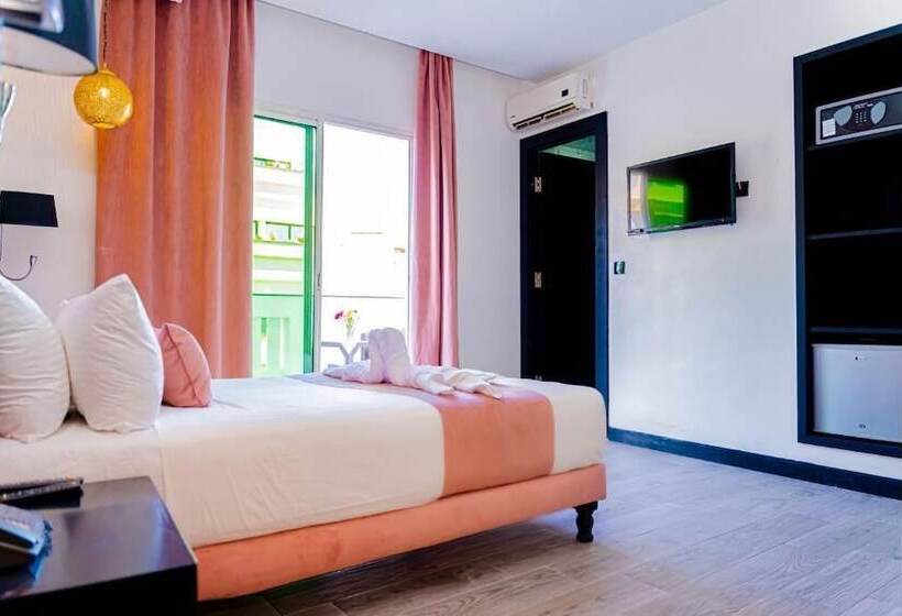 Fotos del hotel Les Ambassadeurs:  13