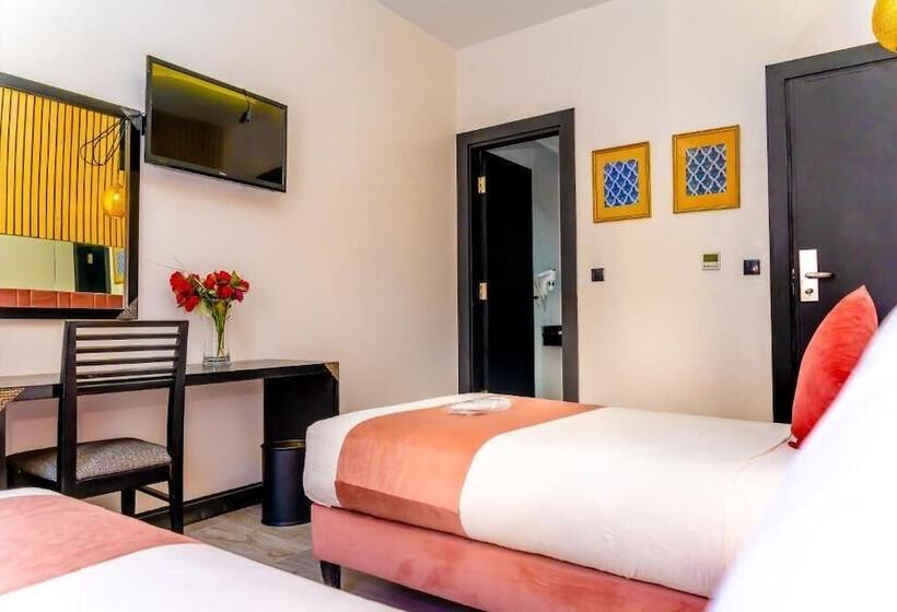 Fotos del hotel Les Ambassadeurs:  10