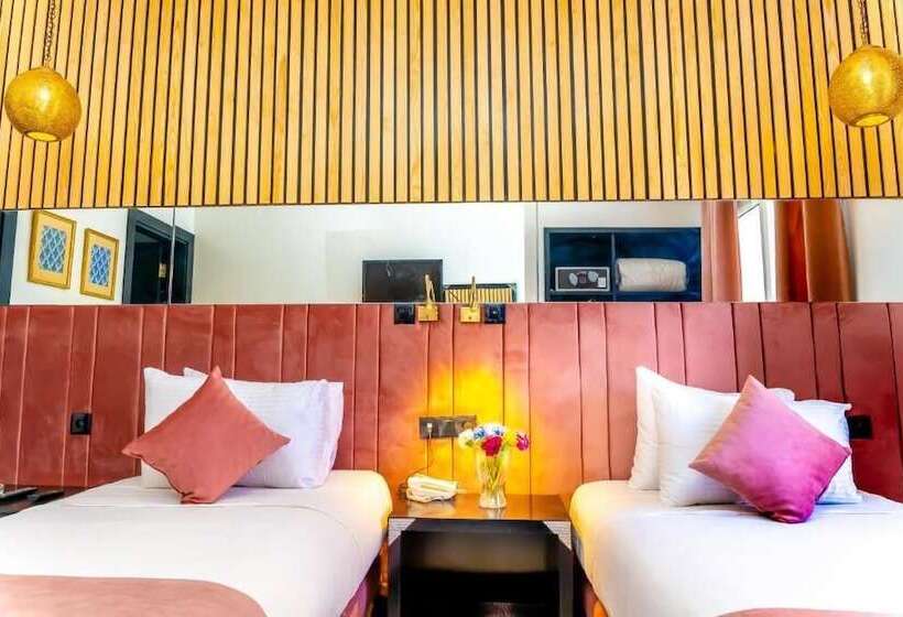 Fotos del hotel Les Ambassadeurs:  21