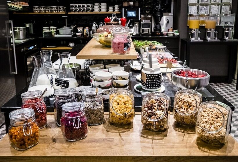 Fotos del hotel Hotel F6:  5