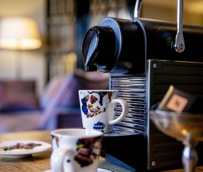 Fotos del hotel Hotel F6:  13