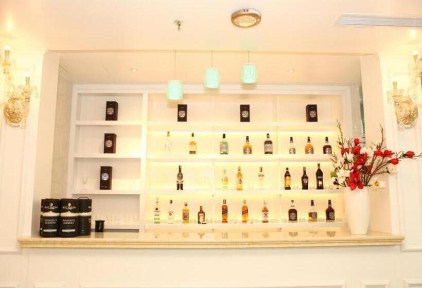 Fotos del hotel A1 Hill Hanoi:  5