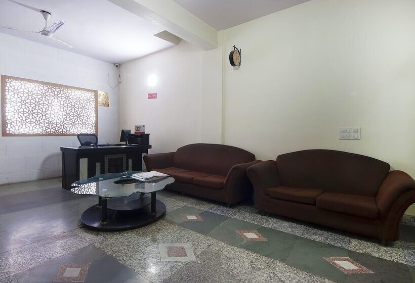 Fotos del hotel Charan Pahari:  2