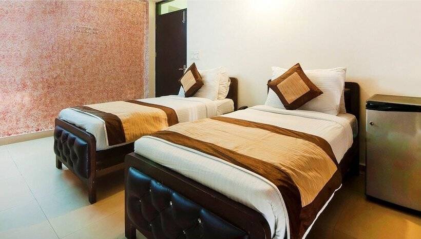 Fotos del hotel Charan Pahari:  17