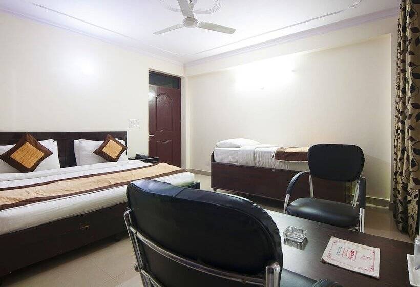 Fotos del hotel Charan Pahari:  5